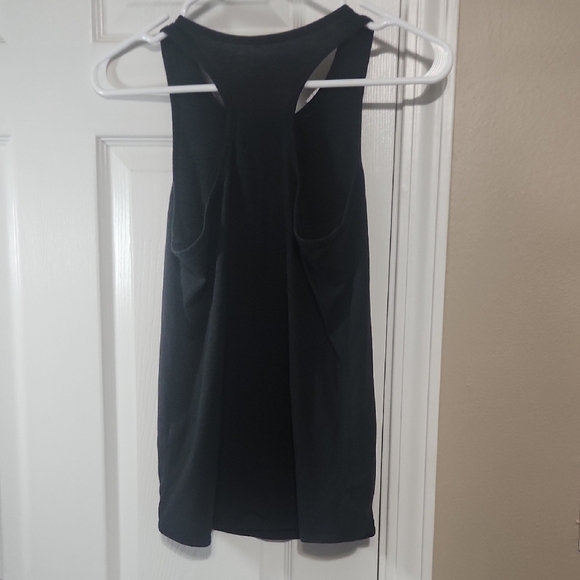 Adidas Black Sleeveless Tank Top with Gray Branding - Picture 4 of 11